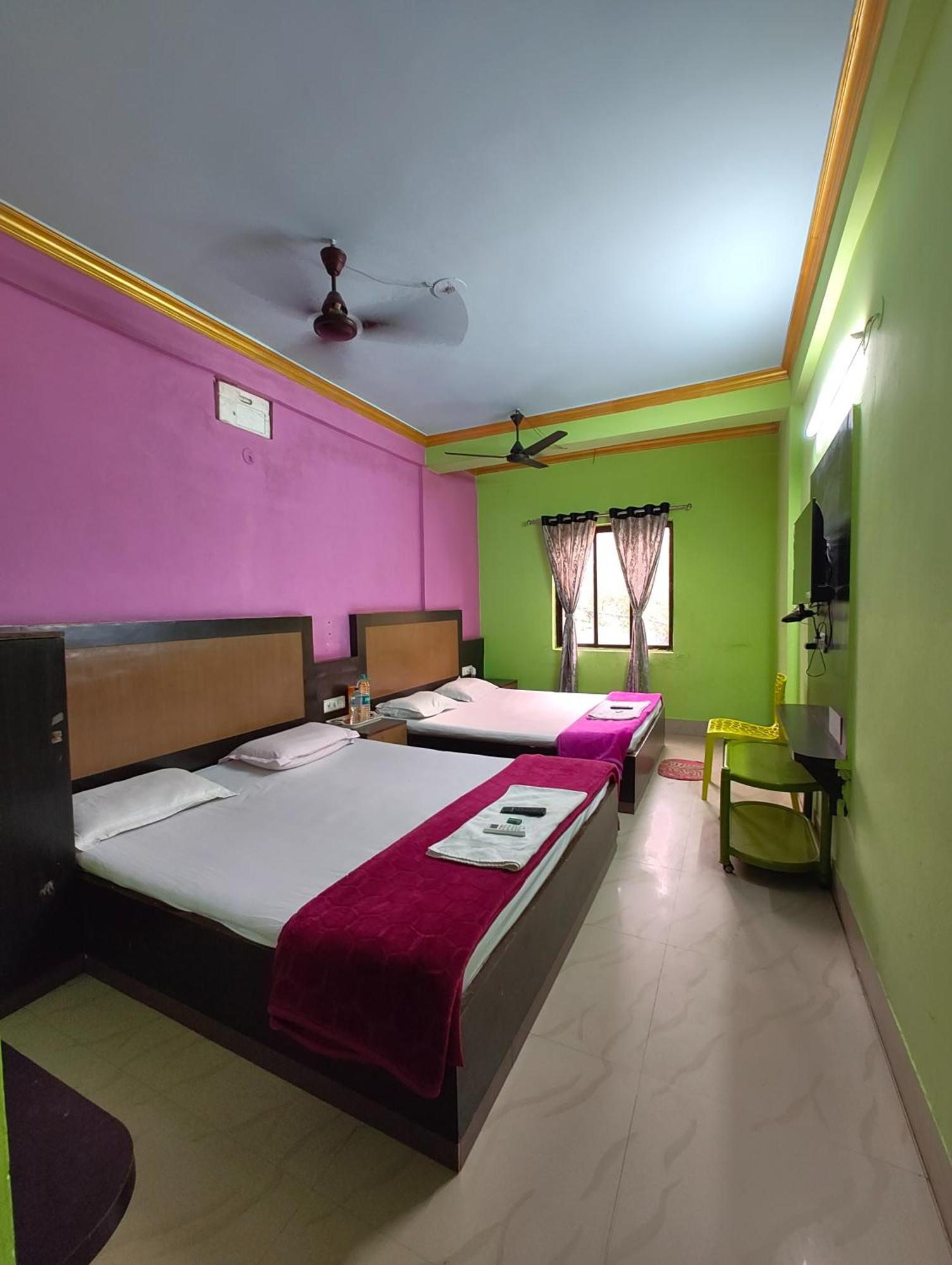 Goroomgo Samrat Palace Puri Near Sea Beach With Parking Facilities - Restaurant Available - Couple Friendly 外观 照片