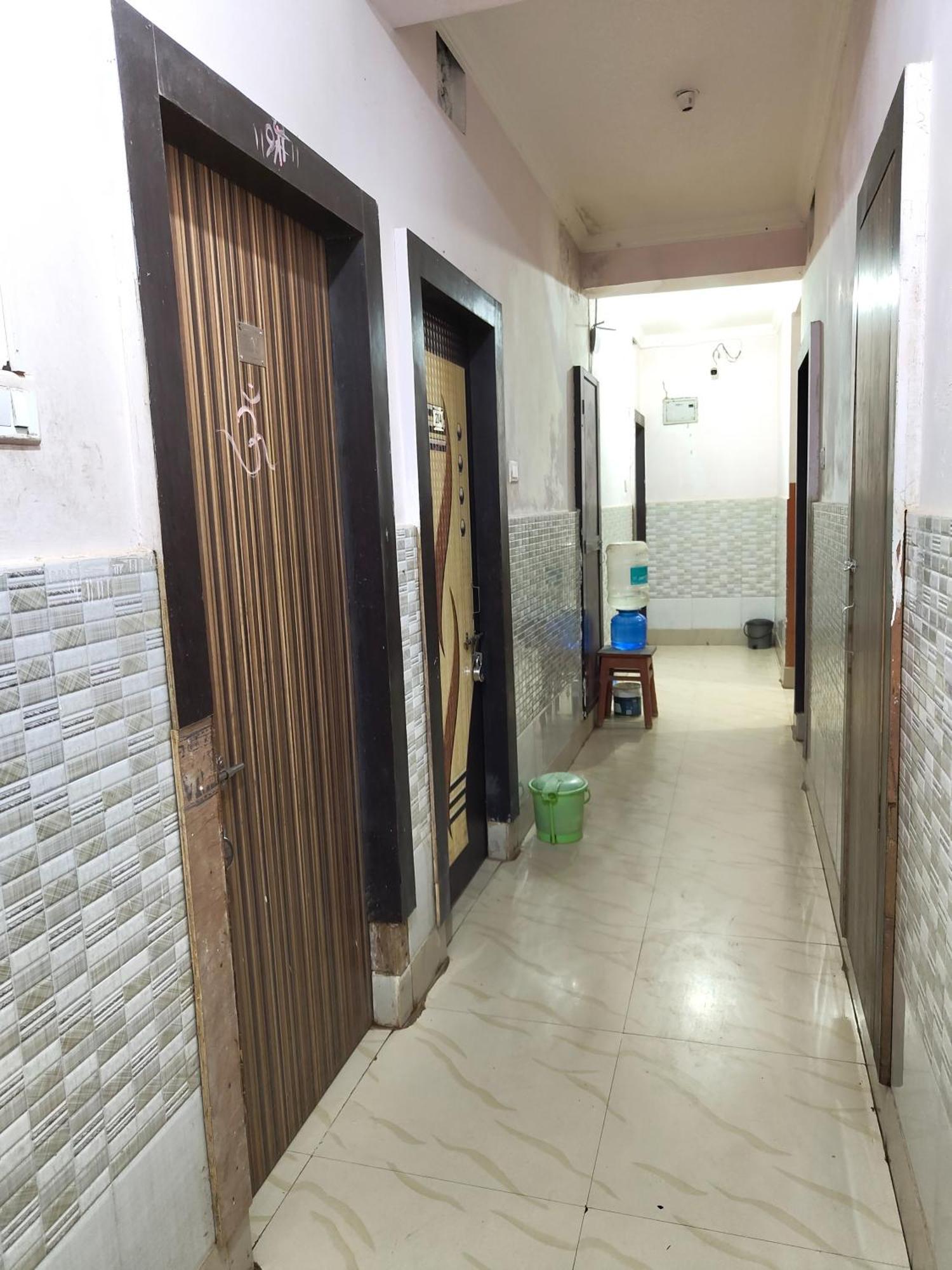 Goroomgo Samrat Palace Puri Near Sea Beach With Parking Facilities - Restaurant Available - Couple Friendly 外观 照片