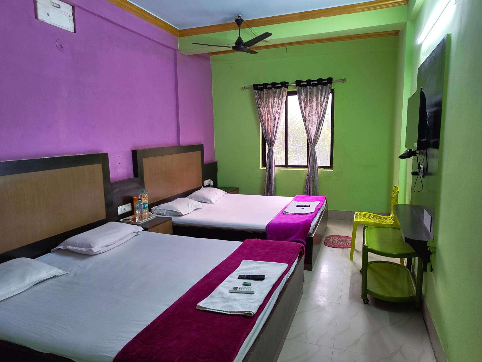 Goroomgo Samrat Palace Puri Near Sea Beach With Parking Facilities - Restaurant Available - Couple Friendly 外观 照片